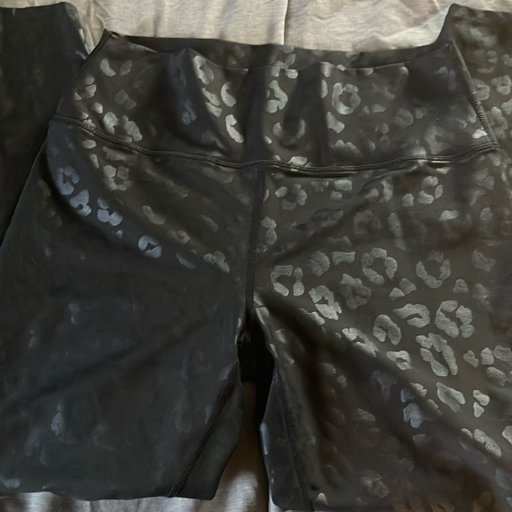 Like new sage leggings